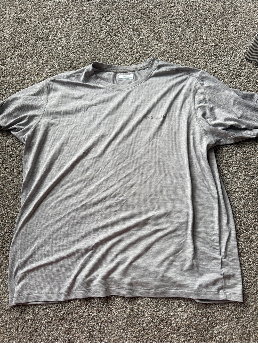 Columbia Men's Heather Gray Short-Sleeve Performance Tee